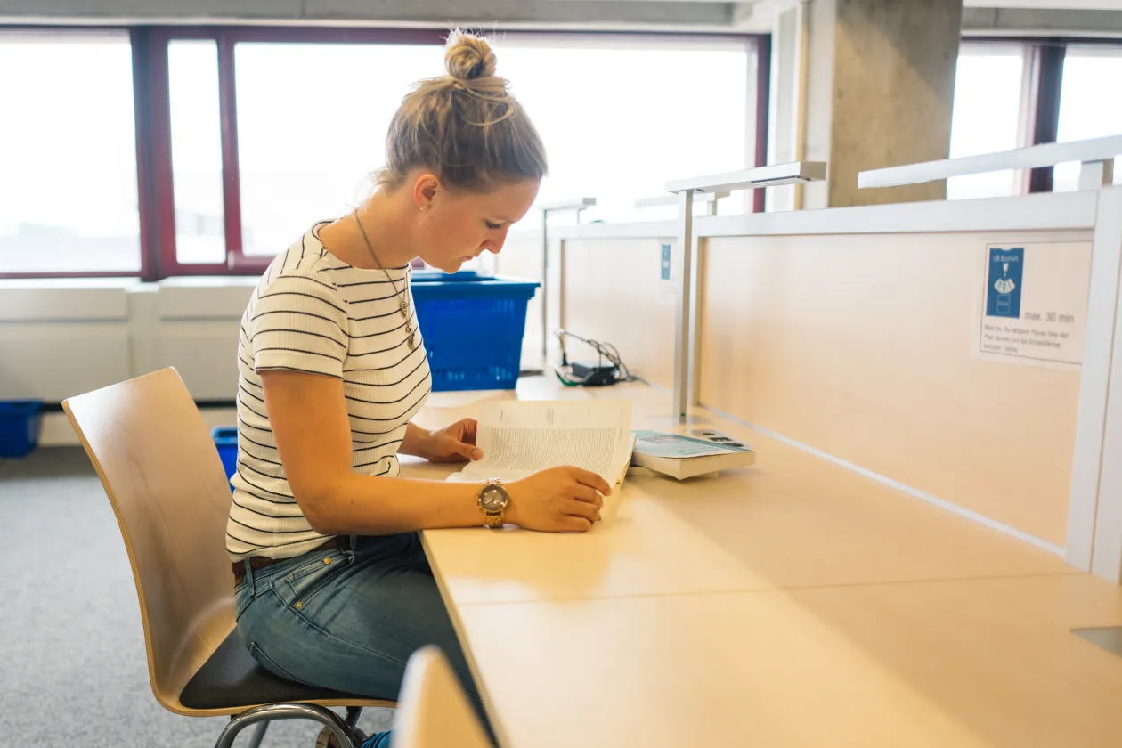 Lernen in der Bibliothek