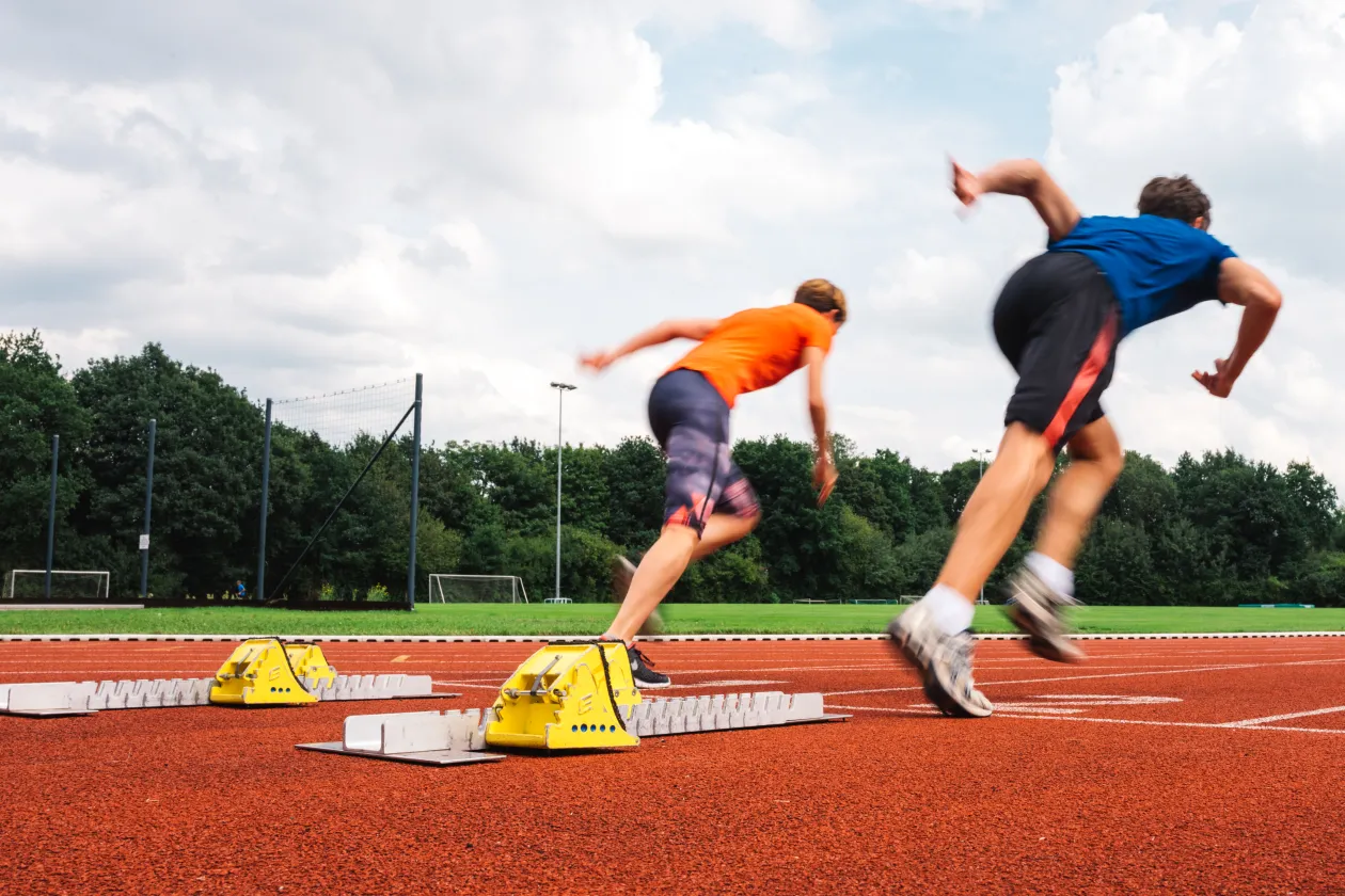 Sportler beim Wettlauf