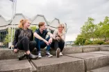 Studierende auf dem Campus der Ruhr-Universität Bochum