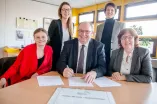 Vertragsunterzeichnung Talentscouting Willy-Brandt-Gesamtschule Marl 