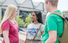 Studierende auf dem RUB-Campus