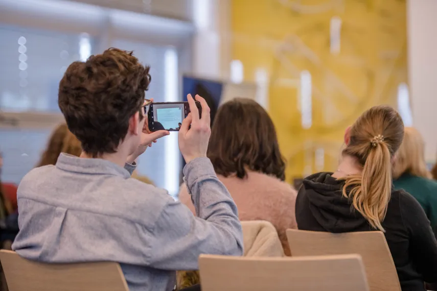 Online-Veranstaltung zum Thema Stipendien