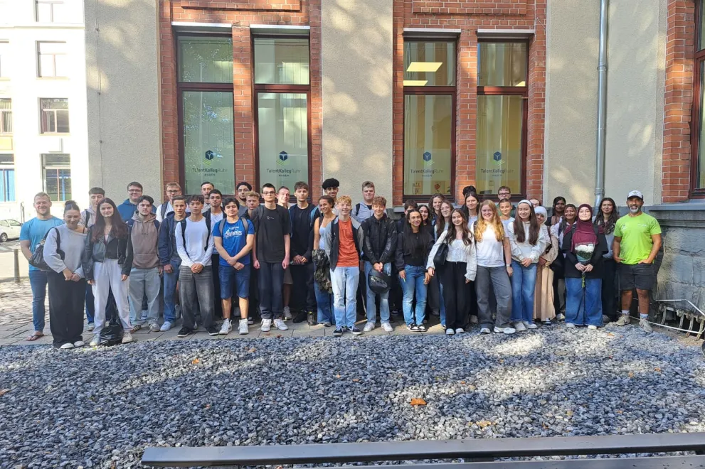 Das Bild zeigt Schüler*innnen der EF des Christian-Rohlfs Gymnasiums 