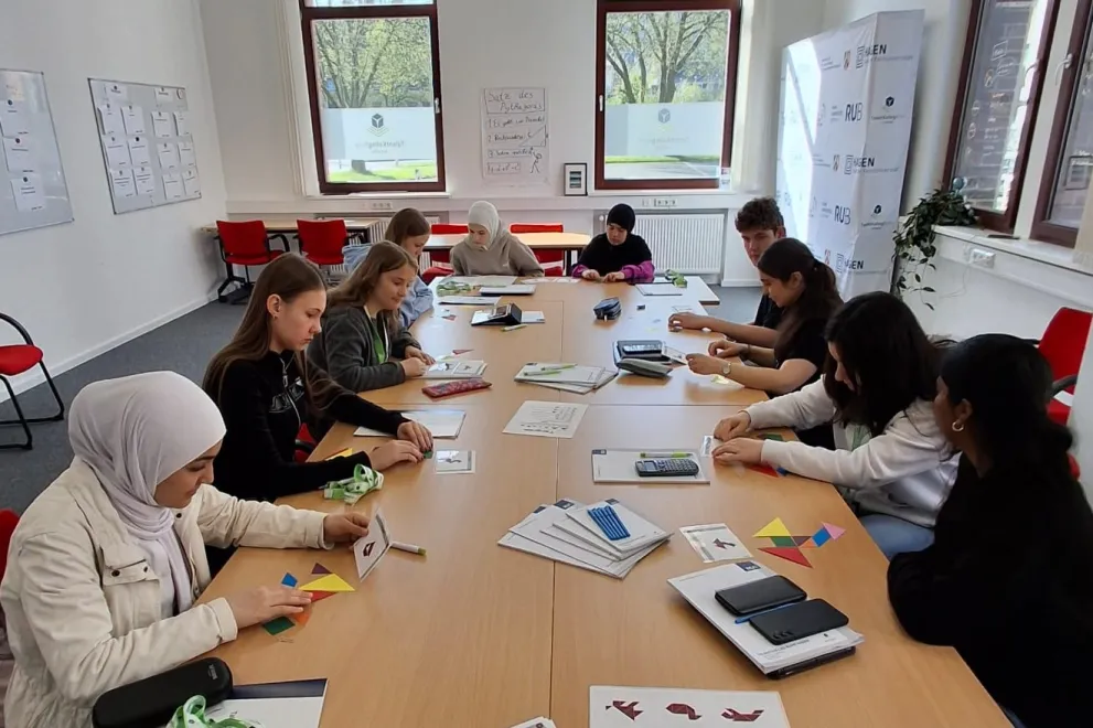 Schüler lernen im TKR